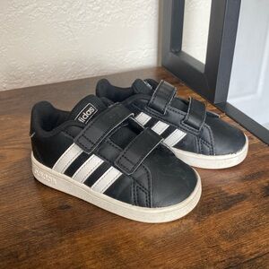 Adidas toddler shoes